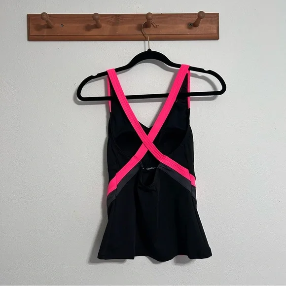 NWT Speedo Swim Top in Party Pink Size 8 - Picture 2 of 7